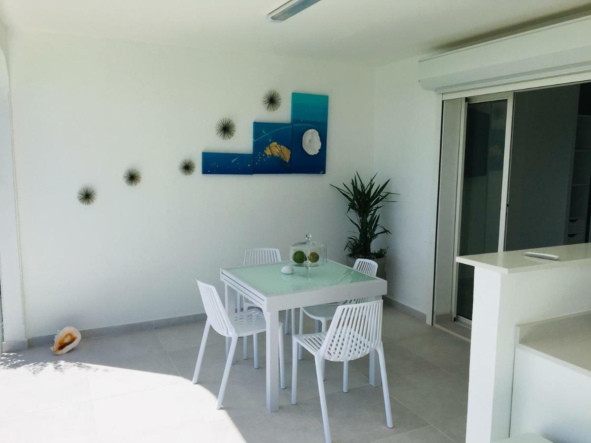 Studio Cozy Mélissa Élégance - GUADELOUPE , LE GOSIER , DAMPIERRE - JACUZZI-SPA WELLIS EVEREST PREMIUM AVEC PLEINE VUE MER - OCÉAN à 180 degrés Le Gosier (Grande-Terre) Exterior foto