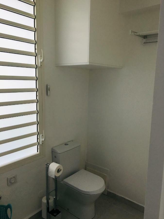 Studio Cozy Mélissa Élégance - GUADELOUPE , LE GOSIER , DAMPIERRE - JACUZZI-SPA WELLIS EVEREST PREMIUM AVEC PLEINE VUE MER - OCÉAN à 180 degrés Le Gosier (Grande-Terre) Exterior foto