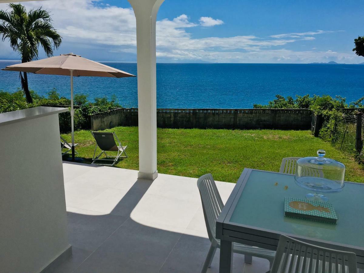 Studio Cozy Mélissa Élégance - GUADELOUPE , LE GOSIER , DAMPIERRE - JACUZZI-SPA WELLIS EVEREST PREMIUM AVEC PLEINE VUE MER - OCÉAN à 180 degrés Le Gosier (Grande-Terre) Exterior foto