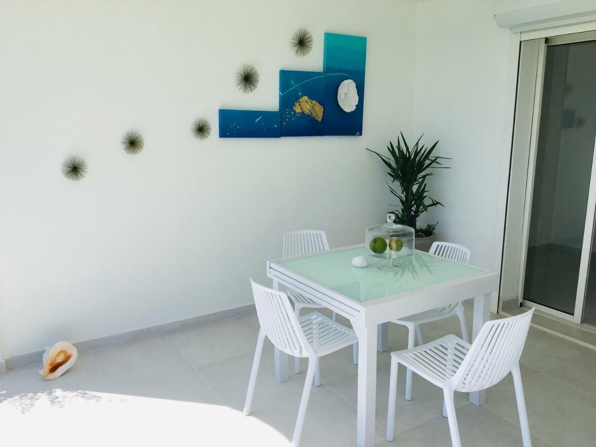 Studio Cozy Mélissa Élégance - GUADELOUPE , LE GOSIER , DAMPIERRE - JACUZZI-SPA WELLIS EVEREST PREMIUM AVEC PLEINE VUE MER - OCÉAN à 180 degrés Le Gosier (Grande-Terre) Exterior foto