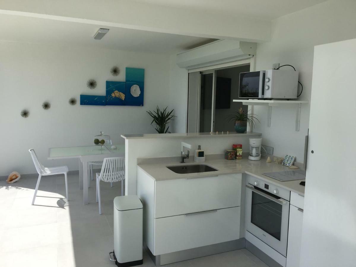 Studio Cozy Mélissa Élégance - GUADELOUPE , LE GOSIER , DAMPIERRE - JACUZZI-SPA WELLIS EVEREST PREMIUM AVEC PLEINE VUE MER - OCÉAN à 180 degrés Le Gosier (Grande-Terre) Exterior foto